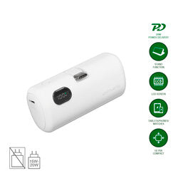 4smarts Powerbank PicoFold 5000 mAh 22,5 W mit integriertem USB-C-Stecker und Standfunktion in Weiß