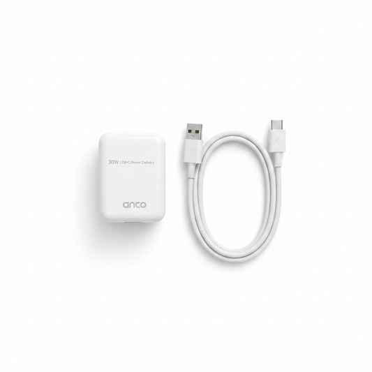 anco 30W GaN USB-C Ladegerät mit Kabel – Flat Lay