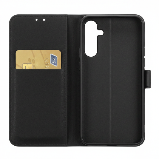 Mobeen Flip Cover – Detailansicht Kartenfach mit Karte und Kamera-Ausschnitt